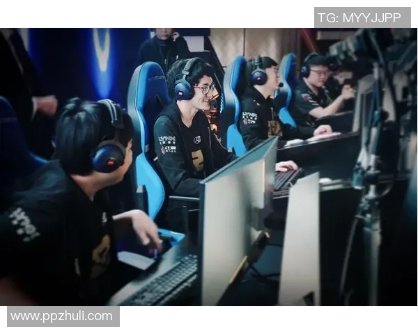 RNG在英雄联盟赛场上的整体压制表现与战术得失分析